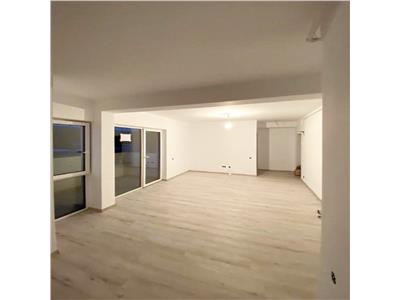 Apartament 3 camere, Su63mp+ 16mp balcon, parter, zona Tineretului.