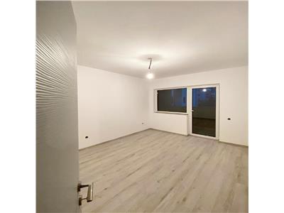 Apartament 3 camere, Su63mp+ 16mp balcon, parter, zona Tineretului.