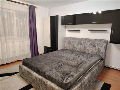 Apartament 2 camere, decomandat, mobilat, Manastur.