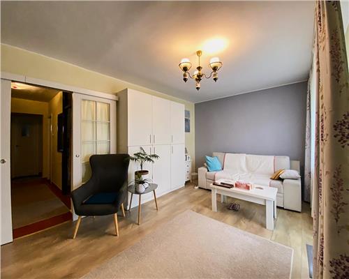 Apartament 3 camere, decomandat, mobilat, utilat, Zorilor.