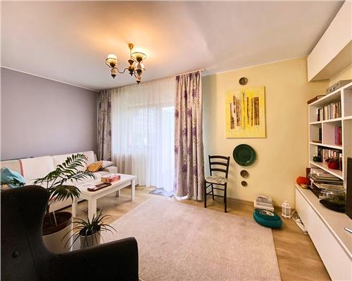 Apartament 3 camere, decomandat, mobilat, utilat, Zorilor.
