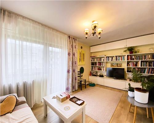 Apartament 3 camere, decomandat, mobilat, utilat, Zorilor.