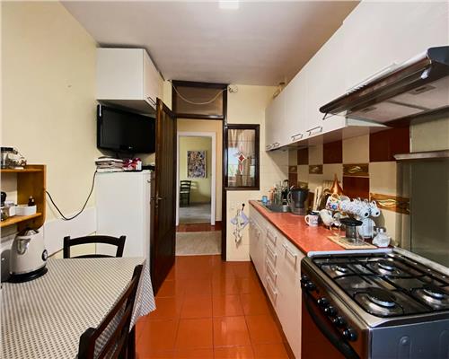 Apartament 3 camere, decomandat, mobilat, utilat, Zorilor.