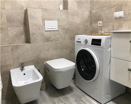 Apartament 2 camere, bloc nou, parcare, mobilat, utilat, Europa.