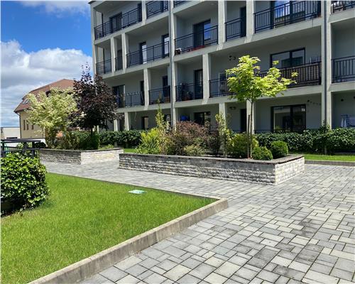 Apartament 2 camere, bloc nou, parcare, mobilat, utilat, Europa.