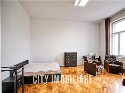 Apartament 3 camere, S90 mp+ balcon, monument istoric, str. Horea