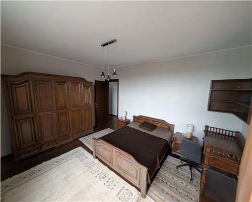 Apartament 3 camere, S 92 mp, mobilat, utilat, Andrei Muresanu.