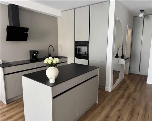 Apartament 2 camere, prima închiriere, Central.