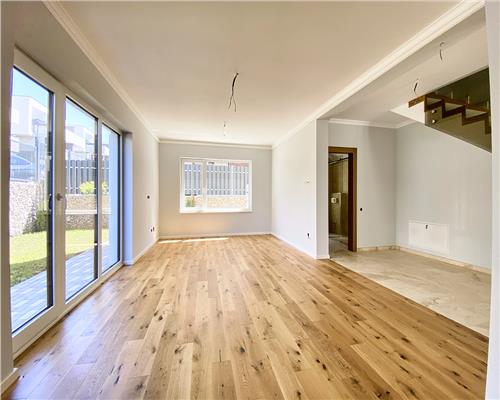 Casa tip Duplex, Su136mp+250 teren, Voronet