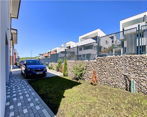 Casa tip Duplex, Su136mp+250 teren, Voronet