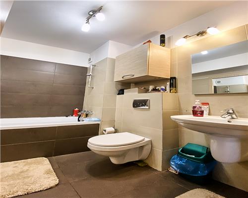 Apartament 2 camere, bloc nou, parcare, Europa.