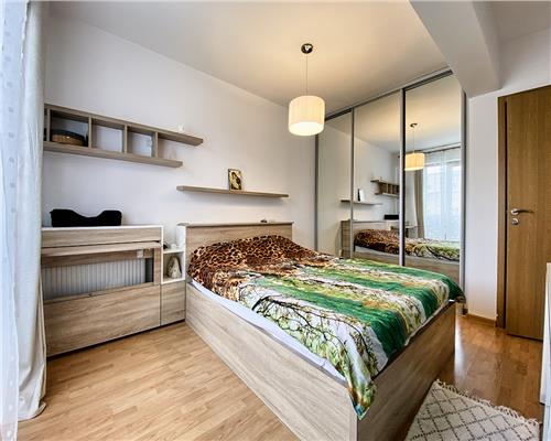 Apartament 2 camere, bloc nou, parcare, Europa.