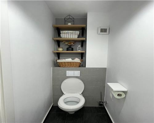 Apartament 3 camere, bloc nou, parcare, boxa, Buna Ziua.