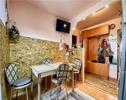 Apartament 3 camere, 2 bai, decomandat, str. Observatorului