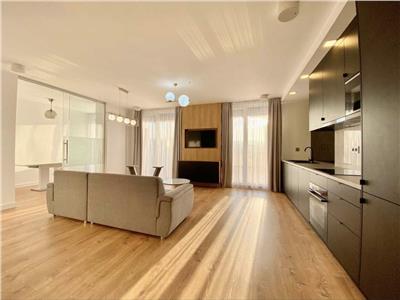 Apartament 4 camere, S- 90 mp + 44 mp terasa, Gheorgheni.
