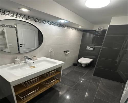 Apartament 2 camere, decomandat, Intre Lacuri.