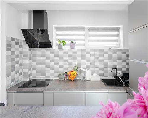 Apartament modern, parter cu curte, bloc nou, Leroy Merlin