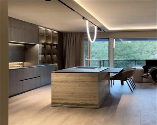 Apartament 3 camere, decomandat, parcare, zona Roata Faget.