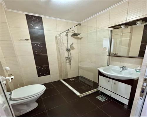 Apartament 3 camere, S 90 mp, semicentral, zona Mihai Viteazu.