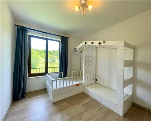 Duplex 4 camere, S 135 mp, mobilat, utilat, Borhanci.