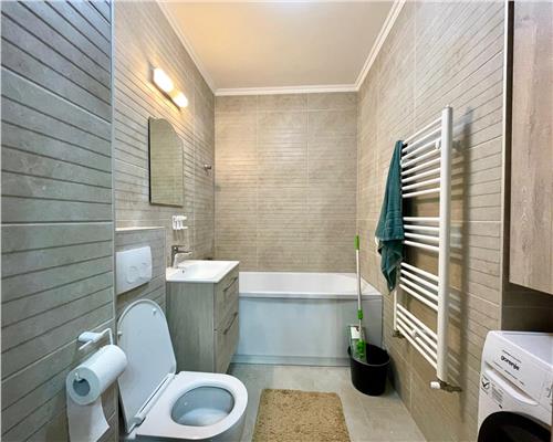 Apartament 2 camere, LUX, mobilat, Plopilor.