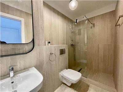 Apartament 3 camere, S 72 mp, mobilat, zona Grand Hotel Italia.