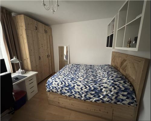 Apartament 3 camere, S 104 mp + balcon, Andrei Muresanu.