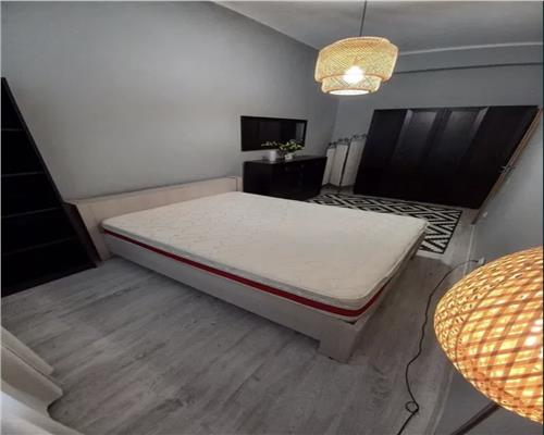 Apartament 2 camere, S 50 mp, zona Pta Mihai Viteazul.