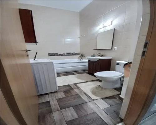 Apartament 2 camere, S 50 mp, zona Pta Mihai Viteazul.