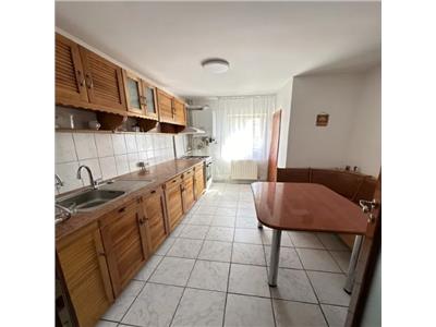 Apartament 4 camere, decomandat, mobilat, utilat, Marasti.