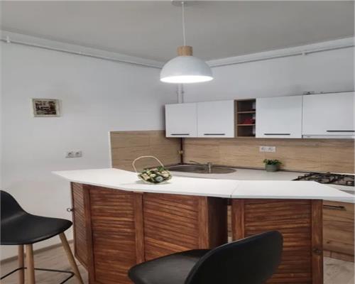 Apartament 2 camere, decomandat, zona Golden Tulip, Zorilor.