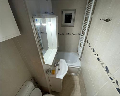 Apartament 2 camere, decomandat, Manastur, zona Minerva.