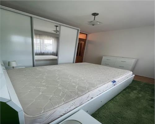 Apartament 2 camere, decomandat, Zorilor, zona Golden Tulip.