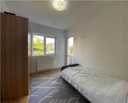 Apartament 4 camere, S 77 mp, decomandat, mobilat, Zorilor.