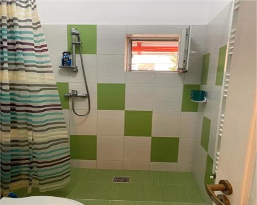 Apartament 1 camere, decomandat, Intre Lacuri, Zona Iulius Mall.