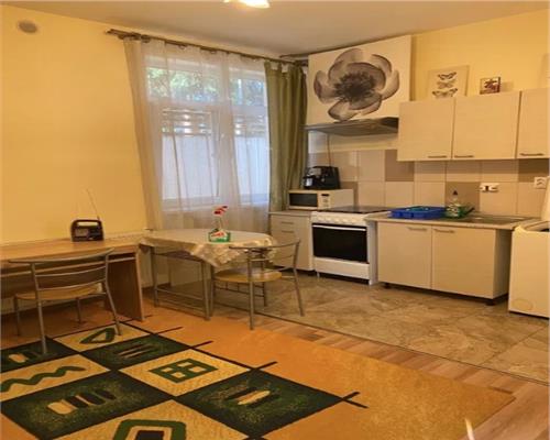 Apartament 1 camere, decomandat, Intre Lacuri, Zona Iulius Mall.