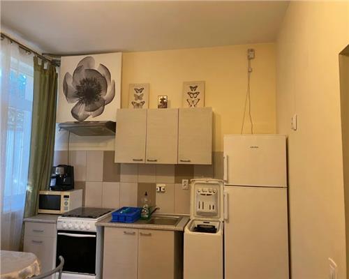 Apartament 1 camere, decomandat, Intre Lacuri, Zona Iulius Mall.