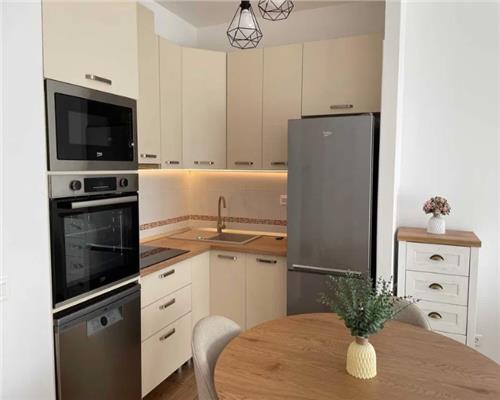 Apartament 2 camere, parcare, Viva City, Zona Iulius Mall.