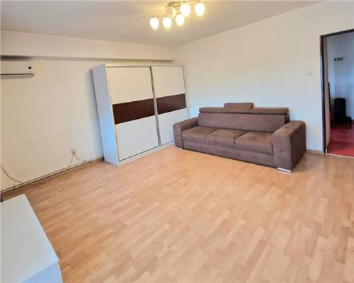 Apartament 2 camere, decomandat, Manastur, Zona Plopilor.