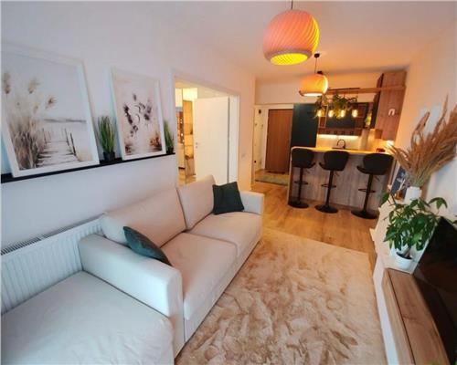 Apartament 2 camere, LUX, mobilat, zona Iulius Mall.