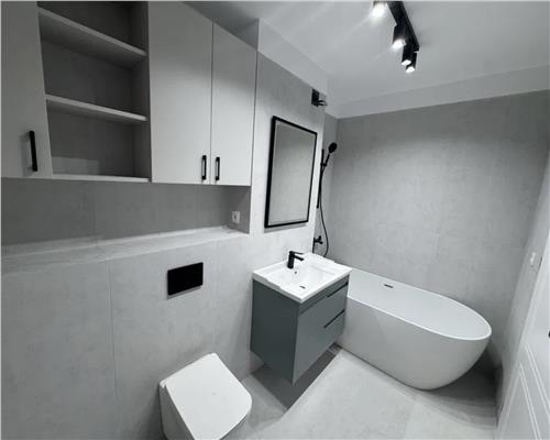 Apartament 3 camere, prima închiriere, Iris.