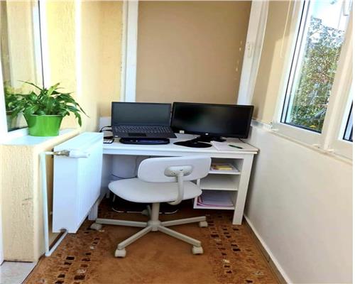 Apartament 3 camere, decomandat, garaj individual, Zorilor.