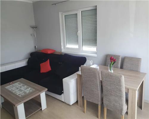 Apartament 2 camere, decomandat, zona Calea Turzii.