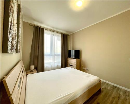 Apartament 2 camere, decomandat, mobilat, zona Iulius Mall.