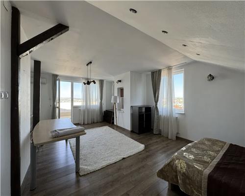 Apartament 4 camere, S 160 mp, Andrei Muresanu.