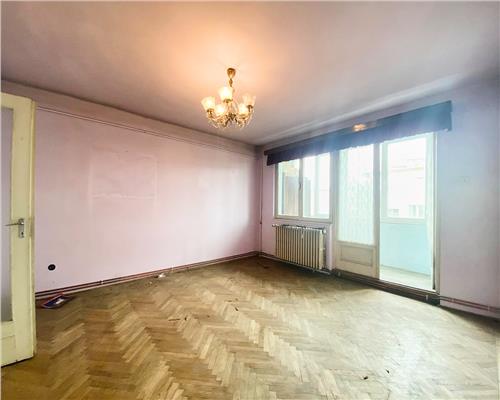 Apartament 4 camere, S 82 mp+2 balcoane, decomandat, zona BTarena