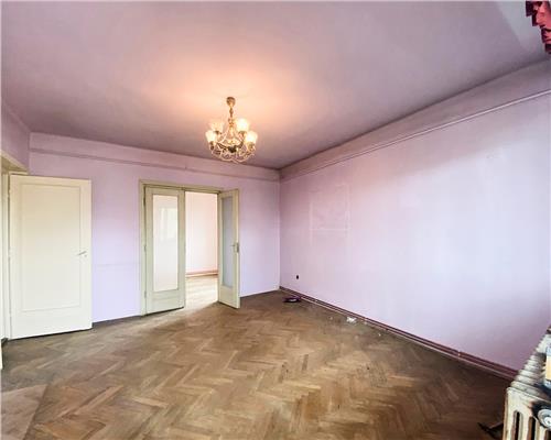 Apartament 4 camere, S 82 mp+2 balcoane, decomandat, zona BTarena
