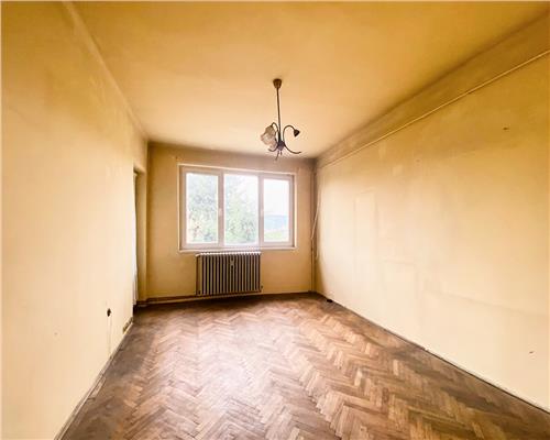 Apartament 4 camere, S 82 mp+2 balcoane, decomandat, zona BTarena