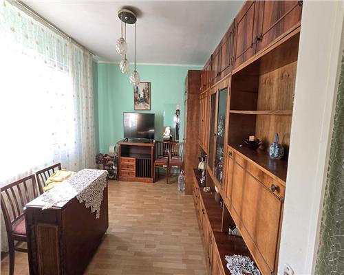 Apartament 3 camere, S 63 mp+balcon, decomandat, Manastur.