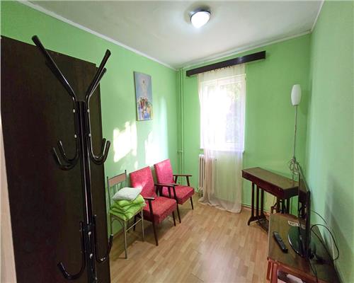 Apartament 3 camere, S 63 mp+balcon, decomandat, Manastur.